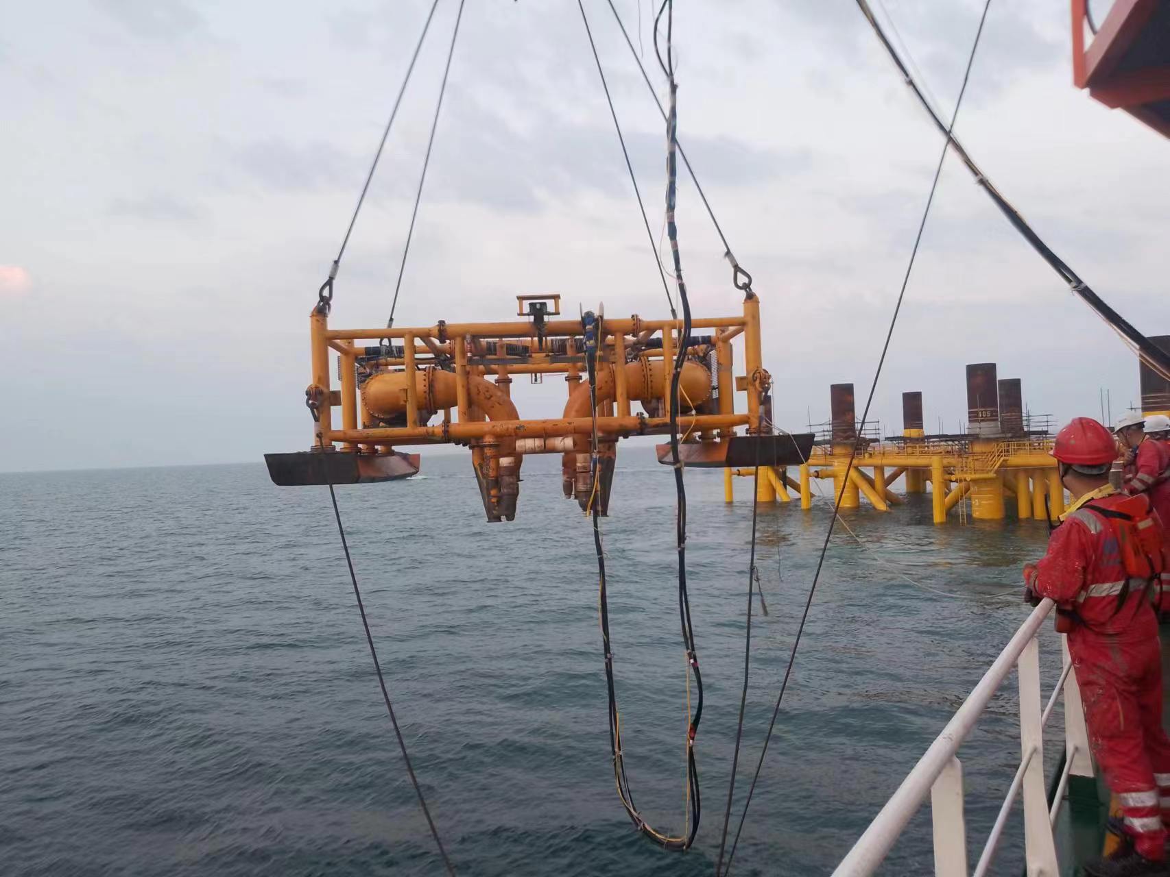 CPP 冀东油田立管膨胀弯，管道后挖项目